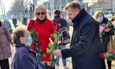Jelušić podijelio ruže sugrađankama povodom dana žena5 1